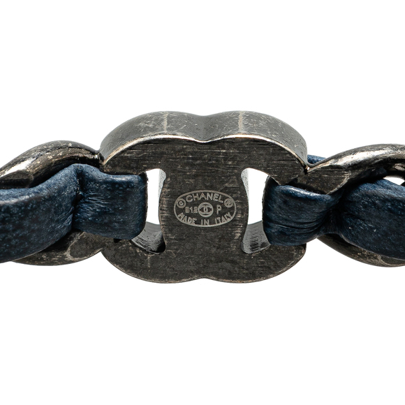 Pre-Loved Chanel Silver Plated Leather Woven Chain CC Turnlock Bracelet - Picture 4 of 4